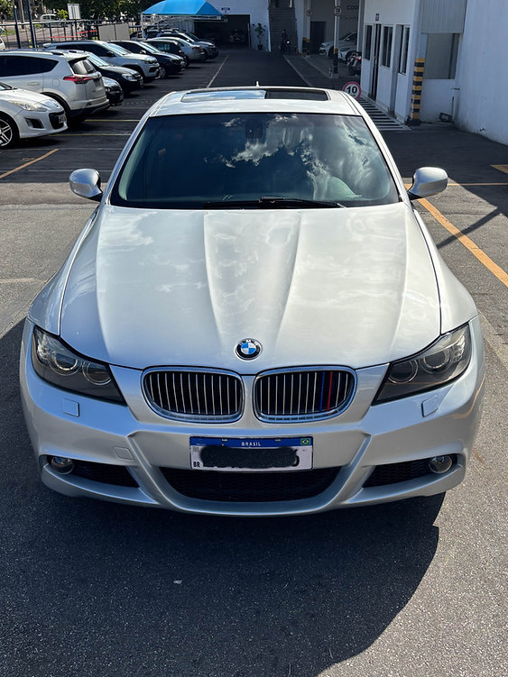BMW 320i
