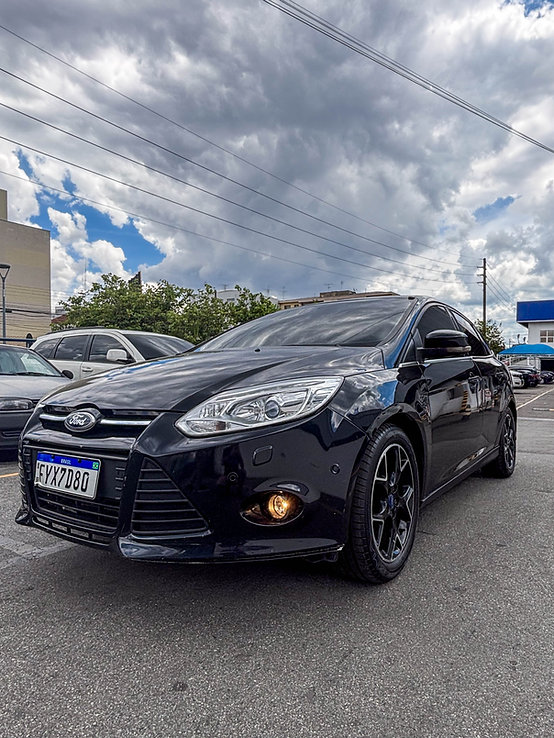 Ford Focus Sedan — foto 2 de 8